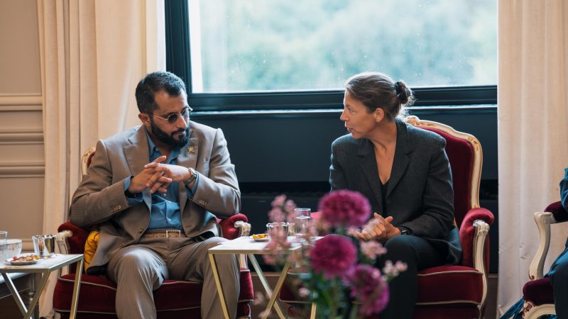 فرنسا: سفير سلطنة عُمان يستضيف ممثلي شركات لبحث التعاون في التكنولوجيا والذكاء الاصطناعي