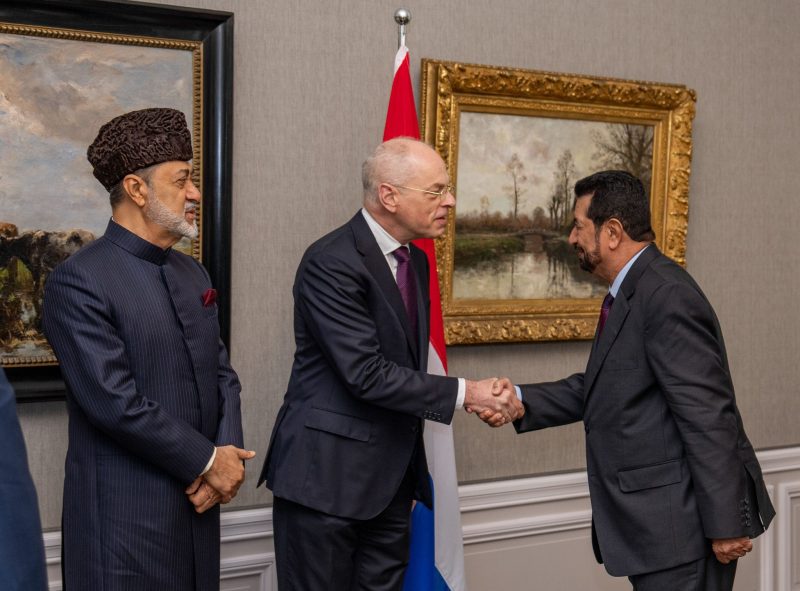 Members of Omani delegation meet Dutch Senate President