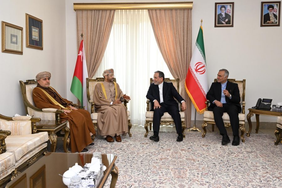 Foreign Minister holds closed-door talks with Iranian counterpart