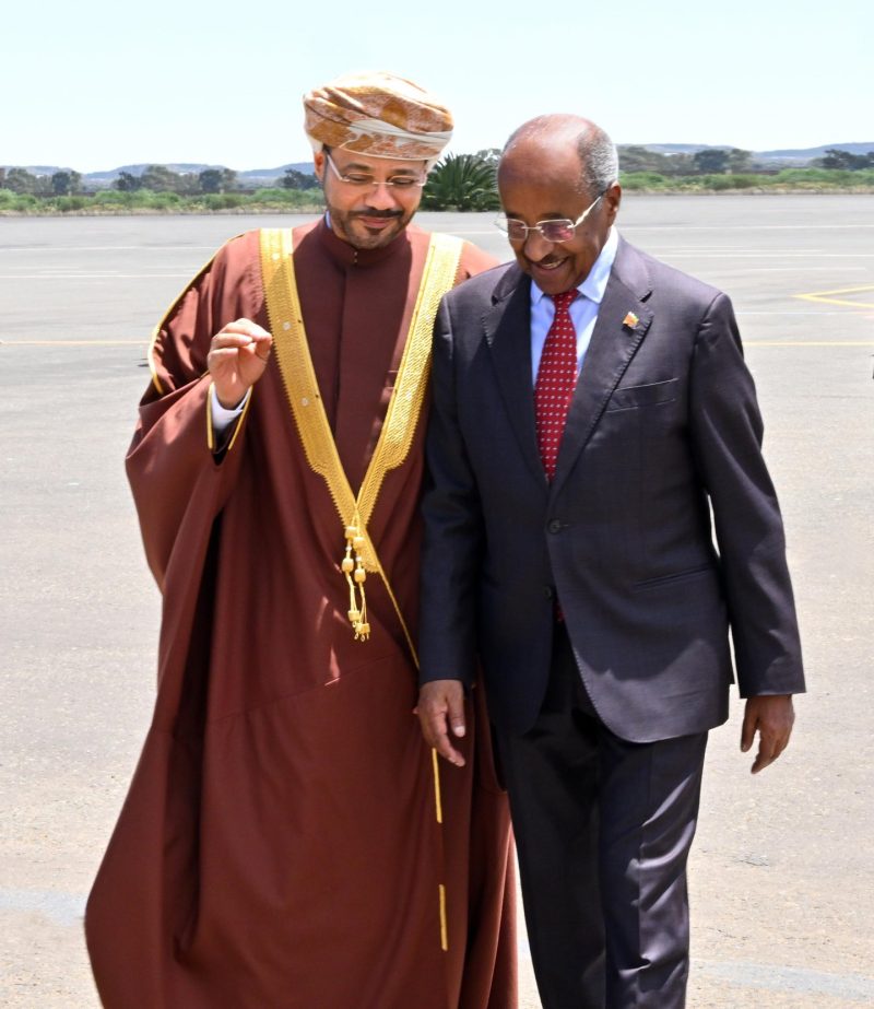 معالي السيد وزير الخارجية يلتقي نظيره الإريتري في أسمرا