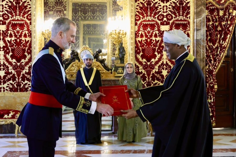 Spain: Ambassador presents his credentials