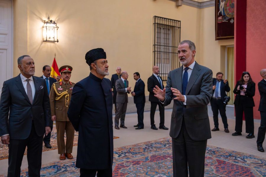 His Majesty and King of Spain meet business leaders