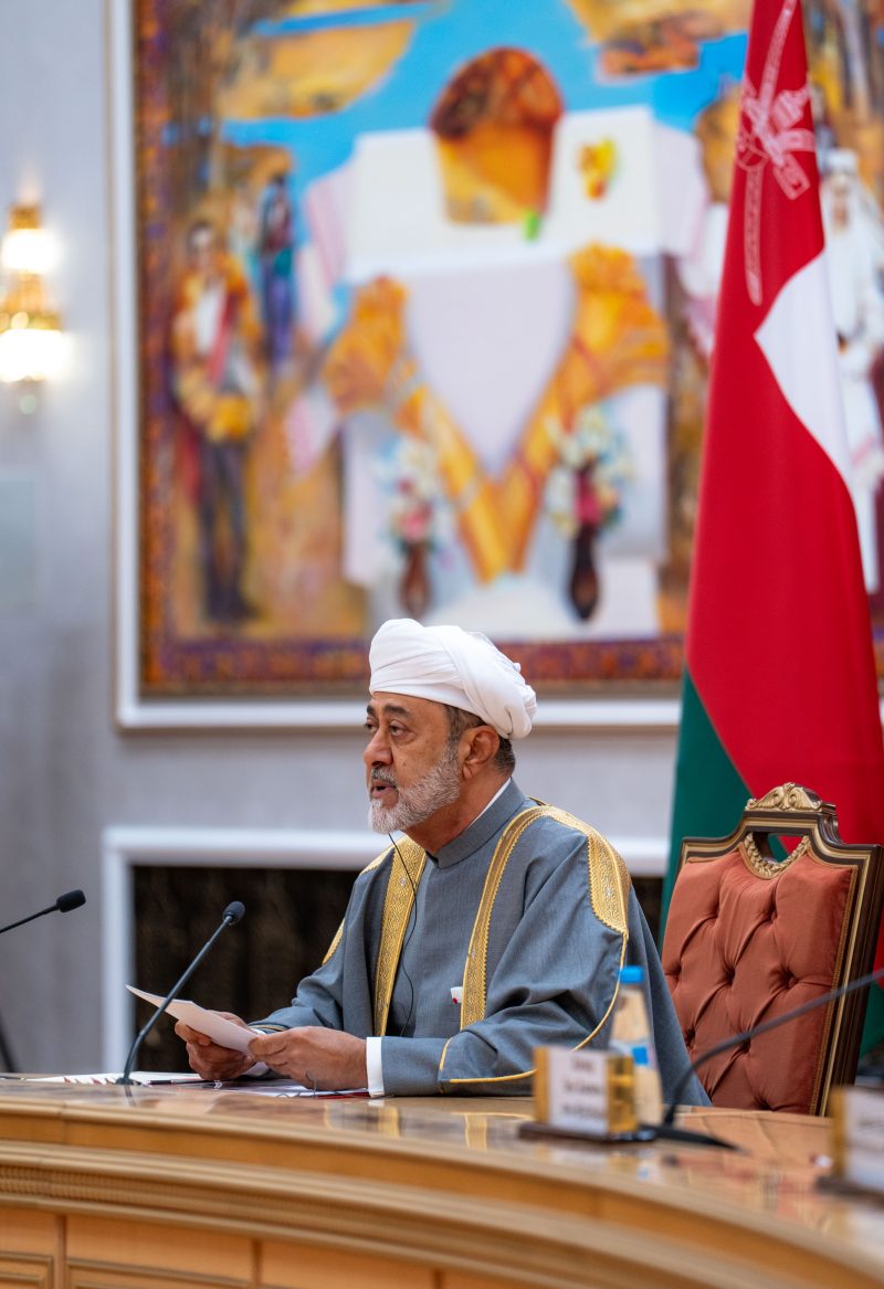 His Majesty holds official talks with President of Belarus 