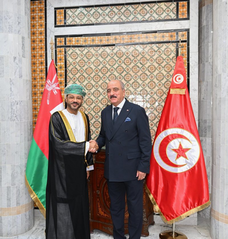 معالي السيد وزير الخارجية يجري مشاورات سياسية مع نظيره التونسي