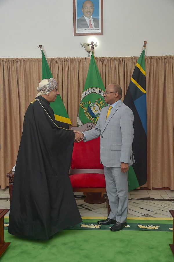 Zanzibar President receives Administrative Undersecretary