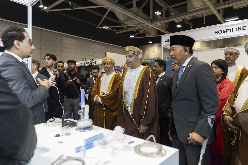 Foreign Ministry's undersecretary opens 14th Oman Health Exhibition
