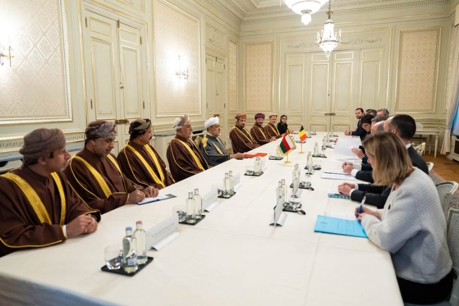 جلالةُ السُّلطان المعظم ودولة رئيس الوزراء البلجيكي يعقدان جلسة مُباحثات