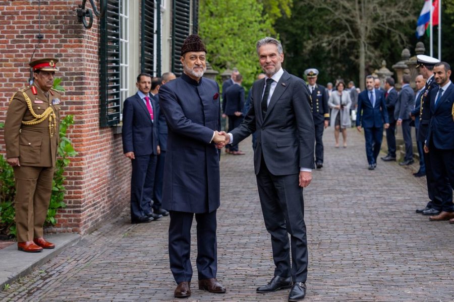 Dutch Prime Minister hosts working lunch for His Majesty