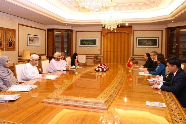 Oman and Vietnam hold consultations